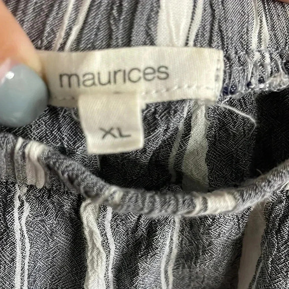 Maurice’s XL Off the Shoulder Top - Picture 2 of 4